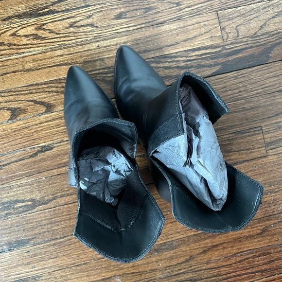 Missguided Split Ankle Boots - Picture 3 of 4